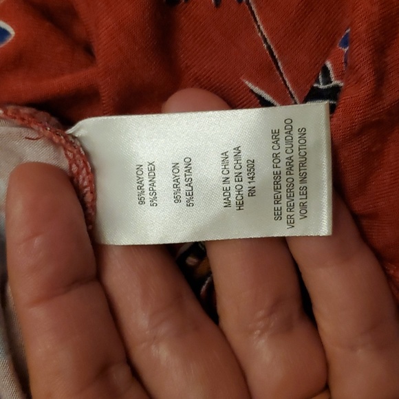 Off shoulder Flower Red Blouse Top M - Picture 6 of 6